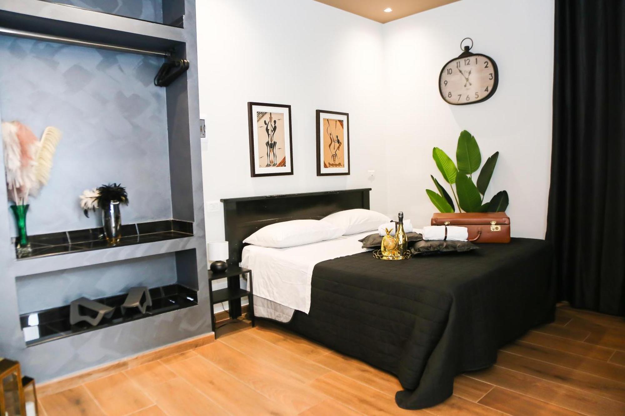 Apartamento La Dimora Di Rebecca Bari Exterior foto
